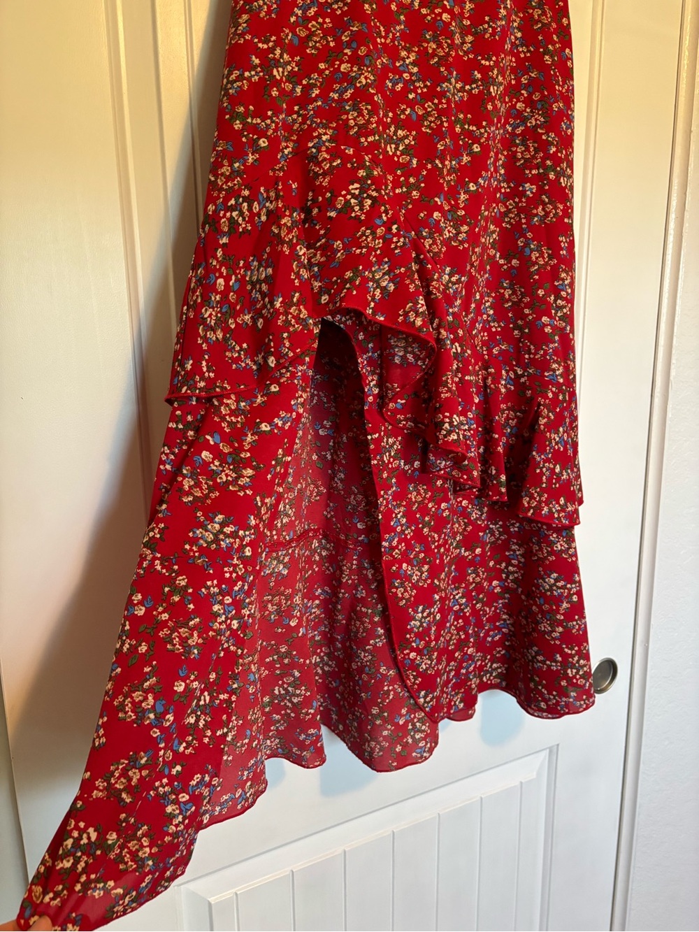 Amazon Red Floral High-Low Ruffle Skirt - Picture 3 of 8